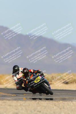 media/Mar-22-2025-CVMA (Sat) [[462c0ffedb]]/Race 13-Amateur Supersport Middleweight/
